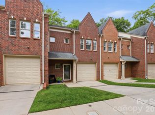 Oakleaf, Charlotte, NC 28209