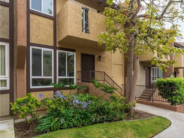 2254 Gaviota Ave Unit 11, Signal Hill, CA 90755