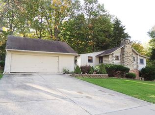 2699 Cabin Dr, Wickliffe, OH