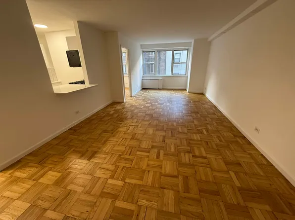 155 E 34th St APT 7S, New York, NY 10016