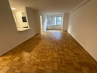 155 East 34th Street, #7S