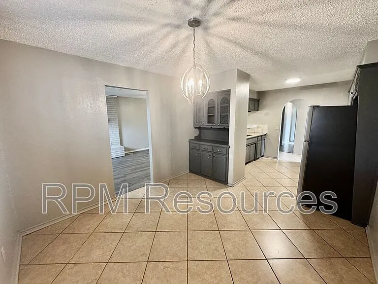 720 Willow Run — Photo 10