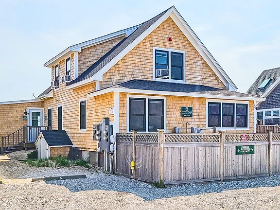 2nd image of 522 Shore Rd #5