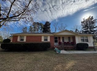 950 Berry St, Manning, SC 29102