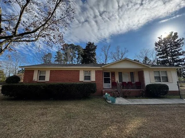 950 Berry St, Manning, SC 29102