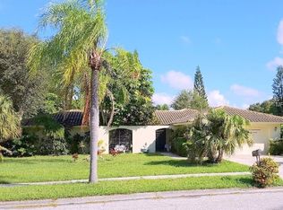 2419 Cass St, Sarasota, FL 34231