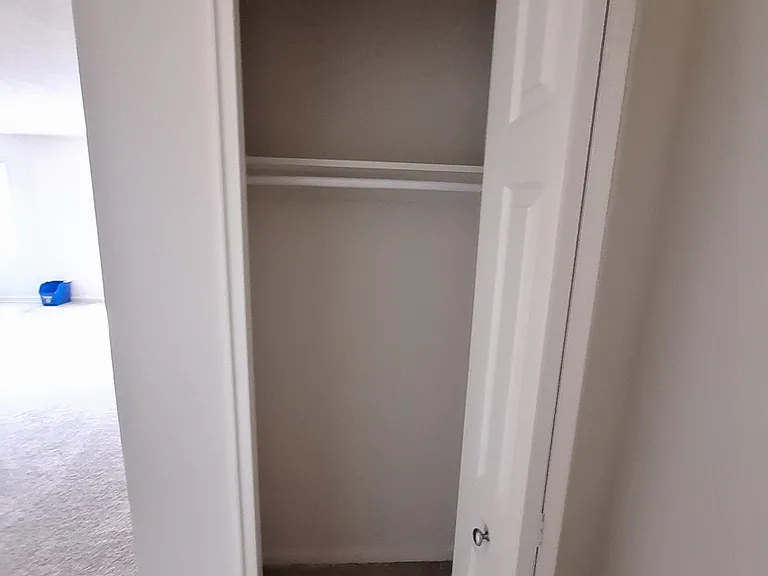 Claridge House — Photo 28