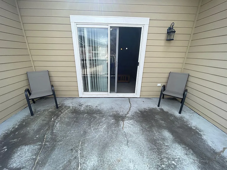 4100 W Worley St #301 — Photo 37