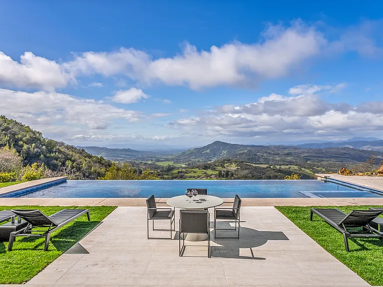 6568 Sonoma Mountain Rd — Photo 1