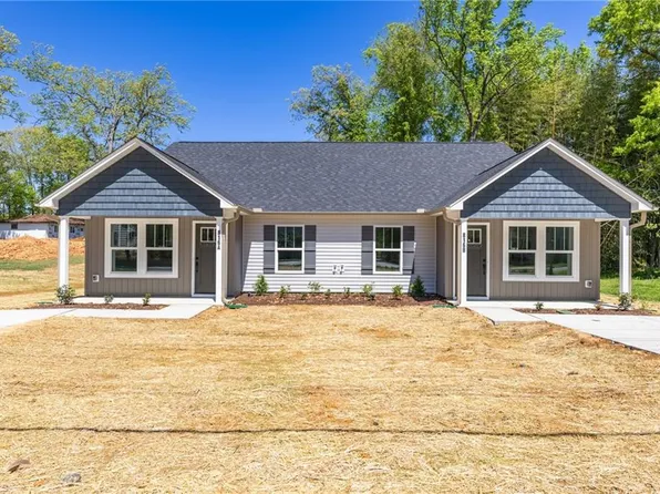 816 Unity St, Thomasville, NC 27360