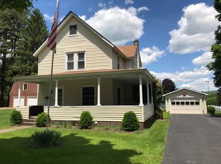 33 Greenlawn Ave, Bainbridge, NY 13733