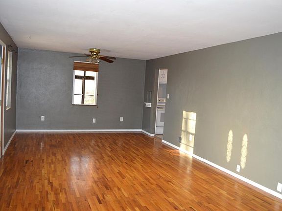3rd image of 1608 Beverly St