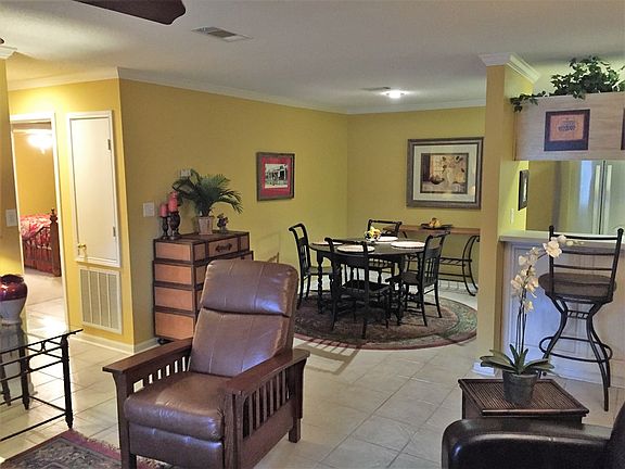 3rd image of 10 Private Road 3057 #1