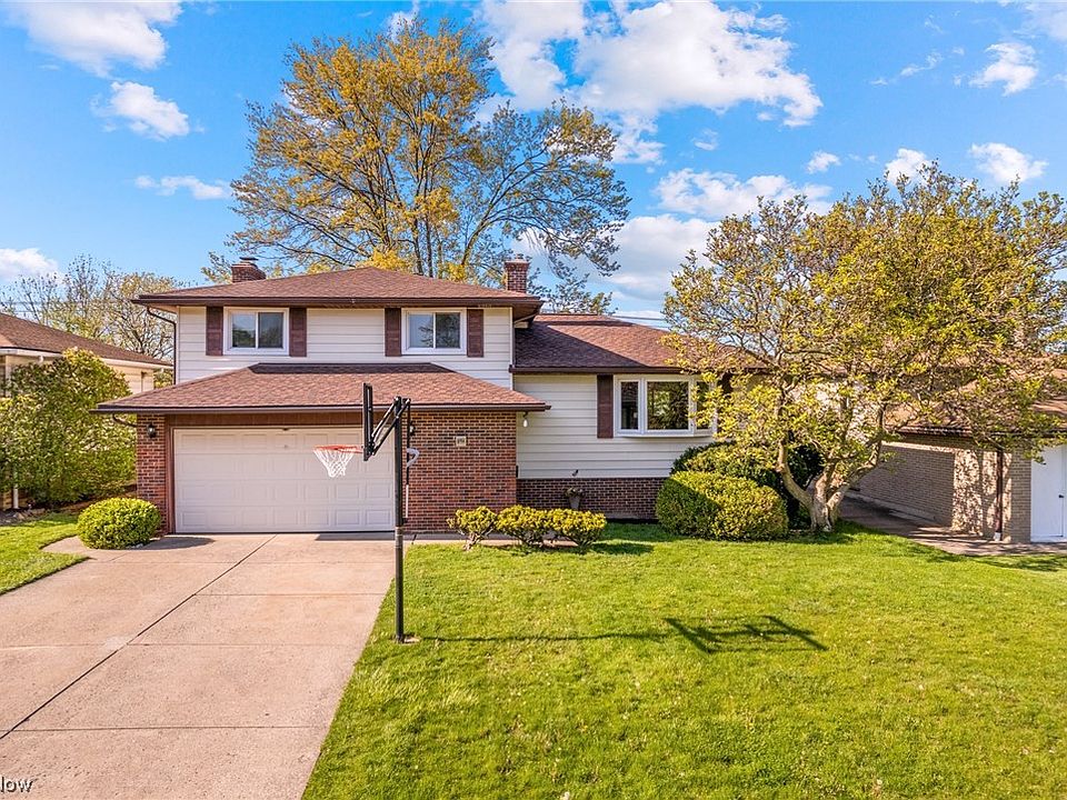 1st image of 2724 Coventry Dr