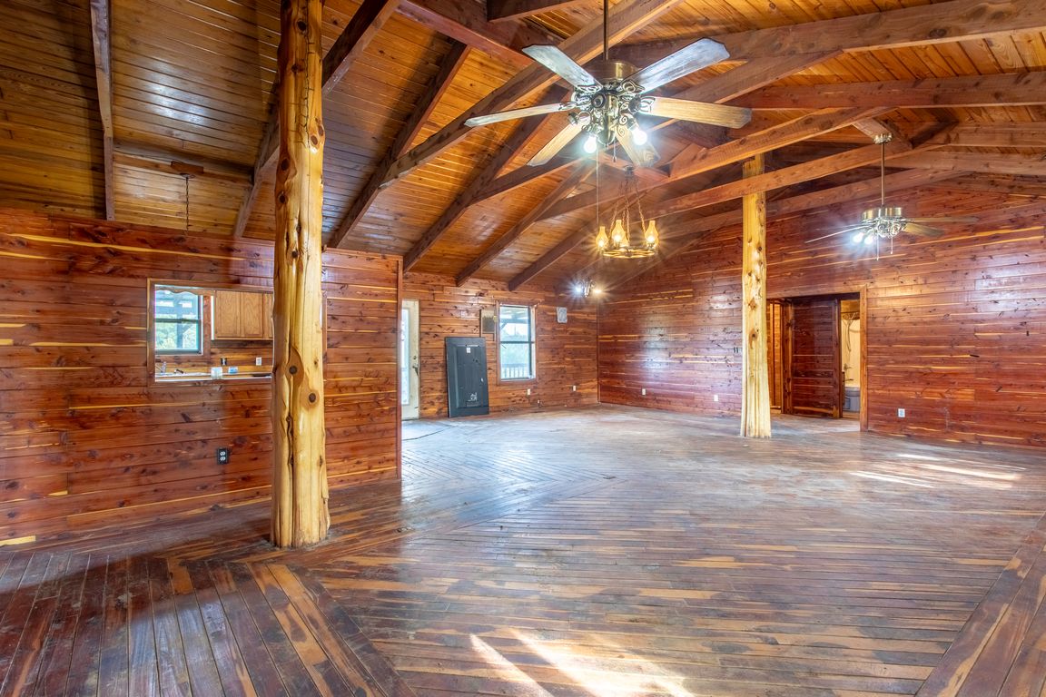 next background image