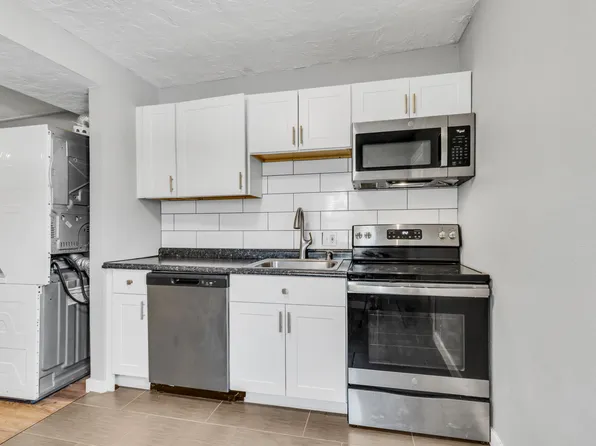 825 12th St Unit 5, Greeley, CO 80631