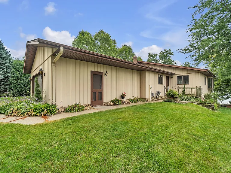 N64W35061 Road J — Photo 35