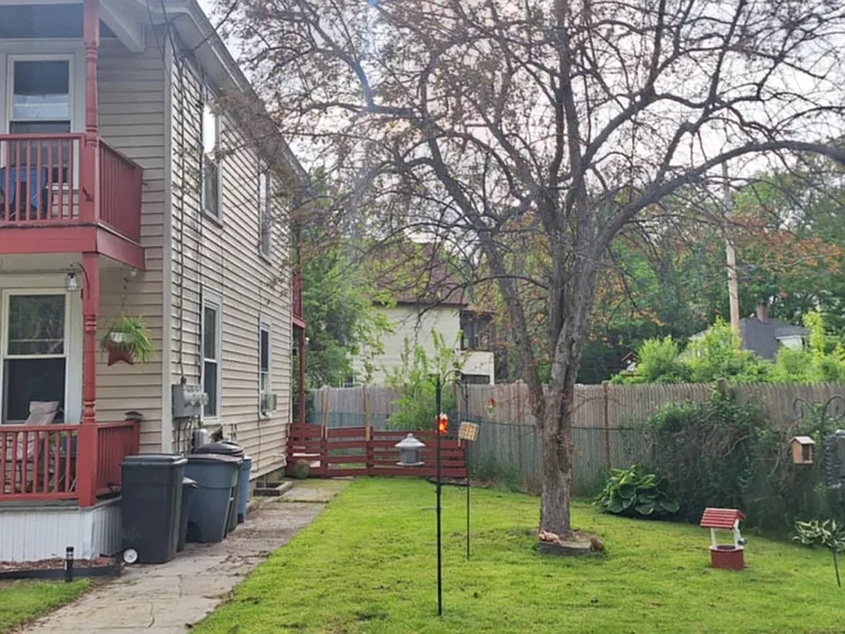 409 Sanders St #2 — Photo 5