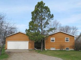 508 2nd St, Thompson, ND 58278