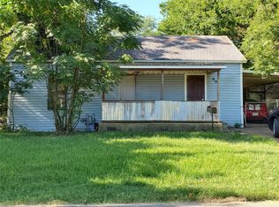 601 Chestnut St, Commerce, TX 75428