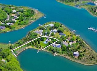 8 S Pond Rd, East Hampton, NY 11937