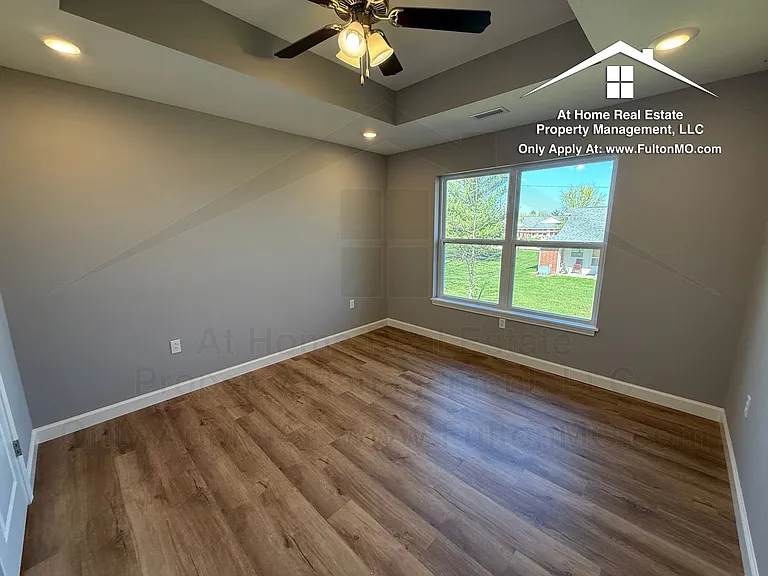 2620 N Bluff St #101 — Photo 28
