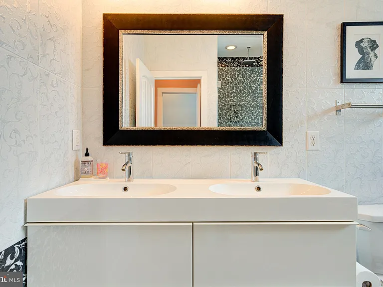 1509 S Dorrance St — Photo 19