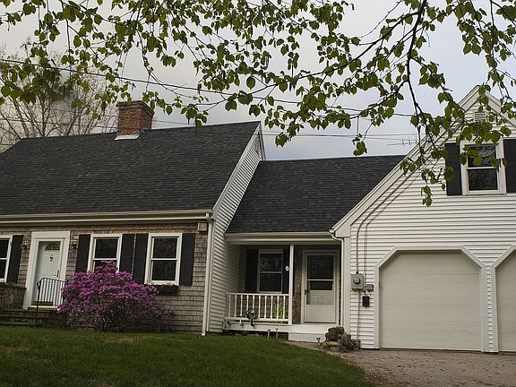 2nd image of 23 Buttonwood Dr