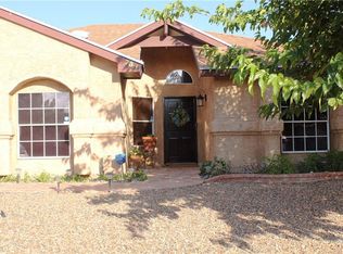 734 Moffat Ln, El Paso, TX 79912