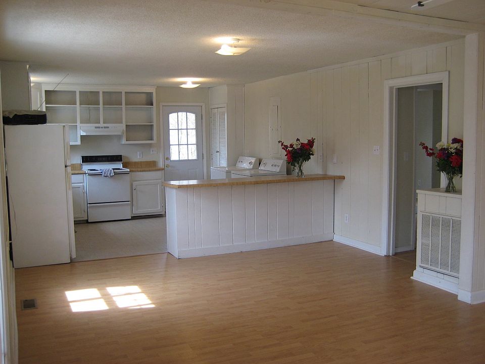 Kitchen in 9 Padgett