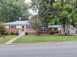 7418 Oak Ridge St, Henrico, VA 23294