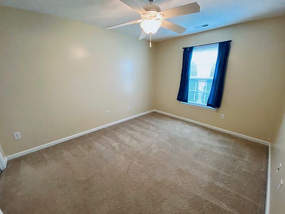 Left bedroom_06132023