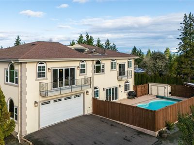 19837 47th Avenue NE, Lake Forest Park, WA, 98155