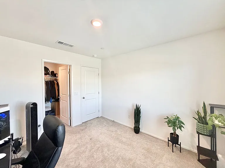 30607 Cyclone Ave — Photo 23