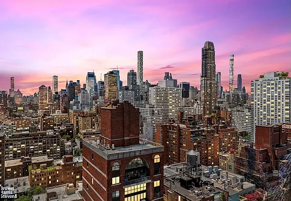 353 East 72nd Street #33B in Lenox Hill, Manhattan | StreetEasy