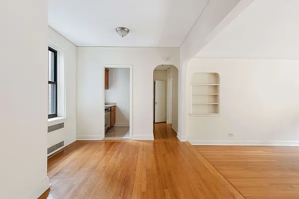 Rented by Compass | media 2