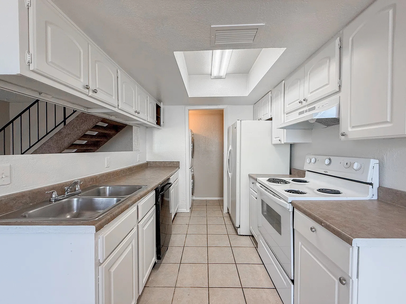 2625 W Ocotillo Rd Unit 2, Phoenix Az — Photo 4