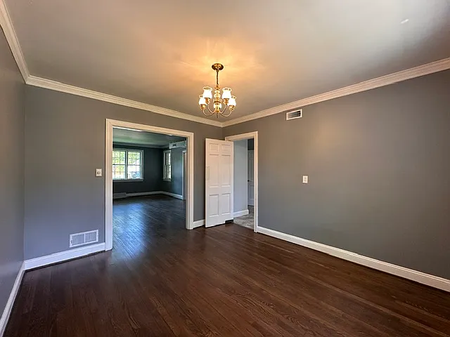 313 Hermitage Dr — Photo 10