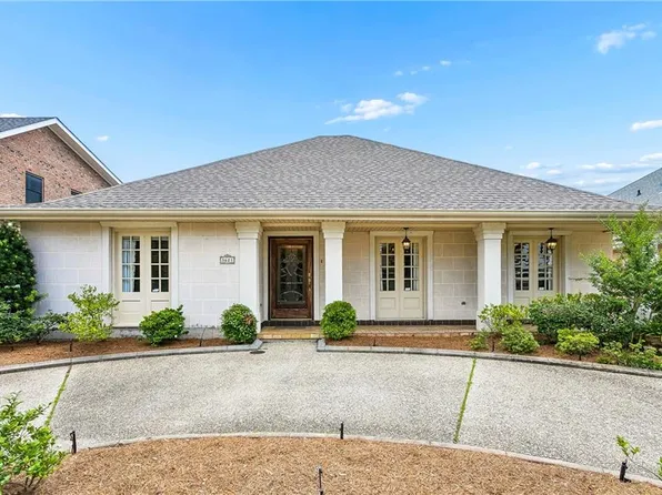 3621 Tolmas Dr, Metairie, LA 70002