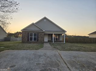 202 Shasta Dr, Perry, GA 31069