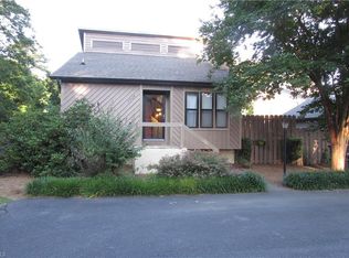 1936 Stonewood Dr, Winston Salem, NC 27103