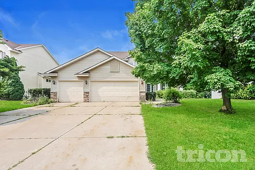 2056 Staghorn Dr Photo 1