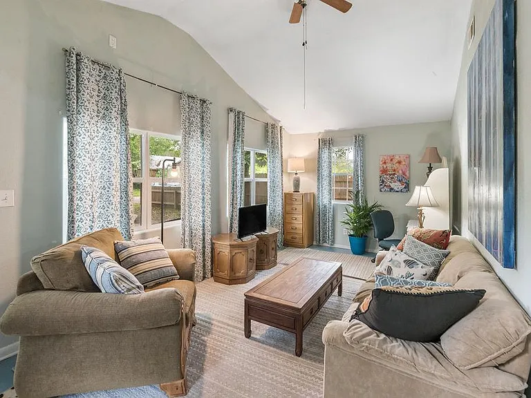 317 Ballentine St — Photo 39