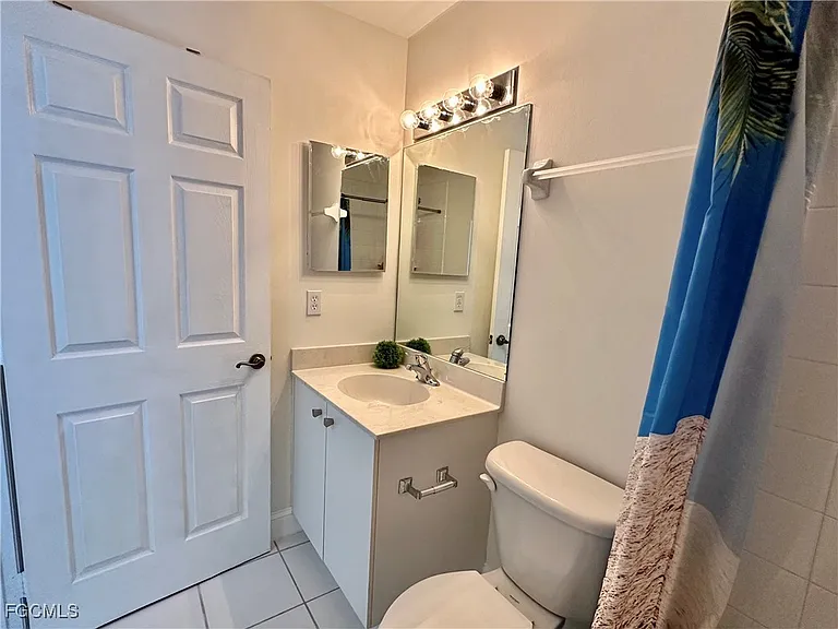 3627 Pine Oak Cir #102 — Photo 37