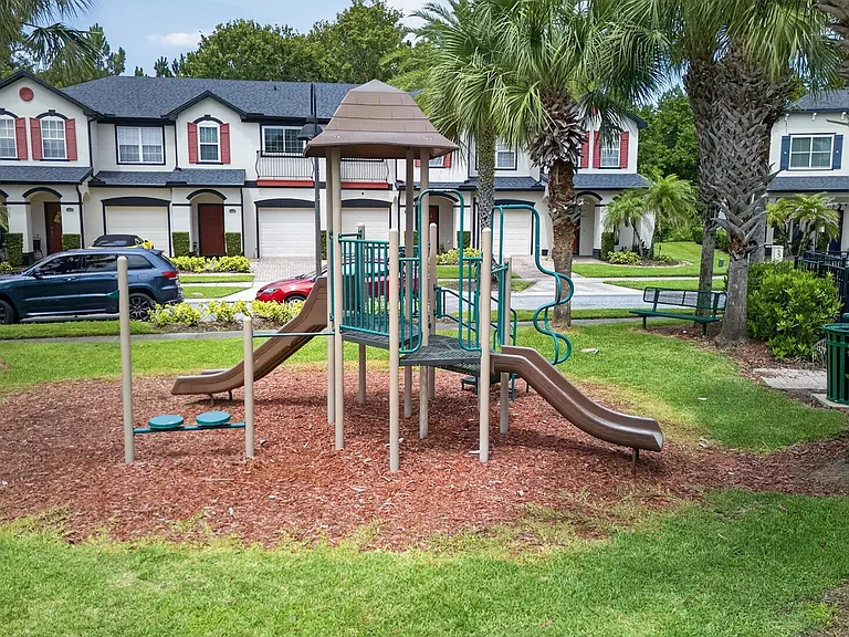 10411 Park Commons Dr — Photo 18