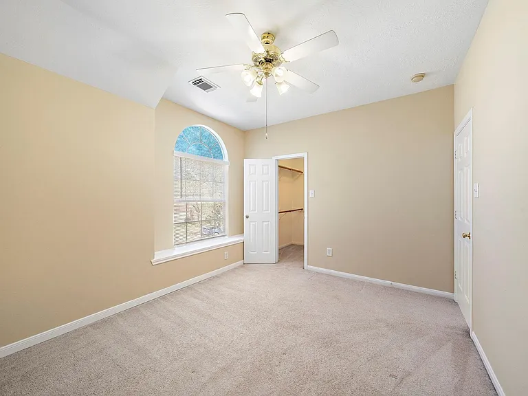 3318 Cotswald Trl — Photo 12