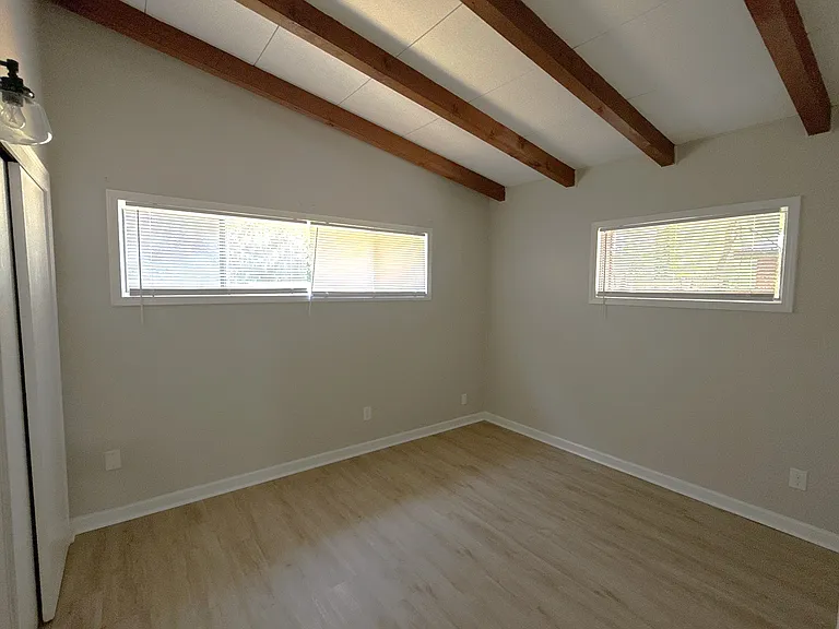2503 Blan St — Photo 5