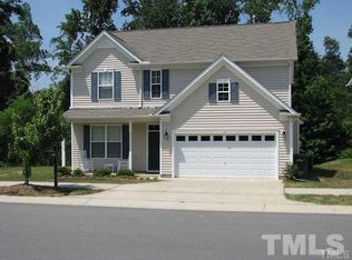 524 Stobhill Ln, Holly Springs, NC 27540