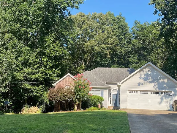 386 River Point Dr, McDonough, GA 30252