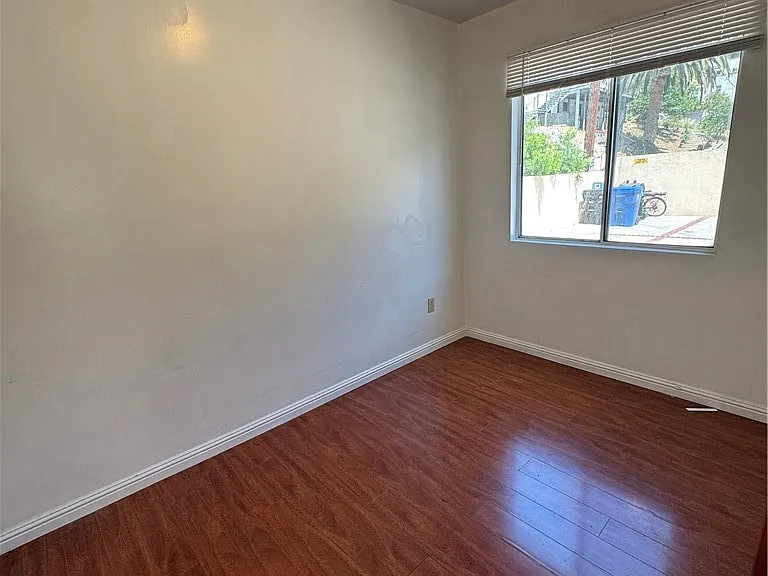 1466 Silver Lake Blvd — Photo 8